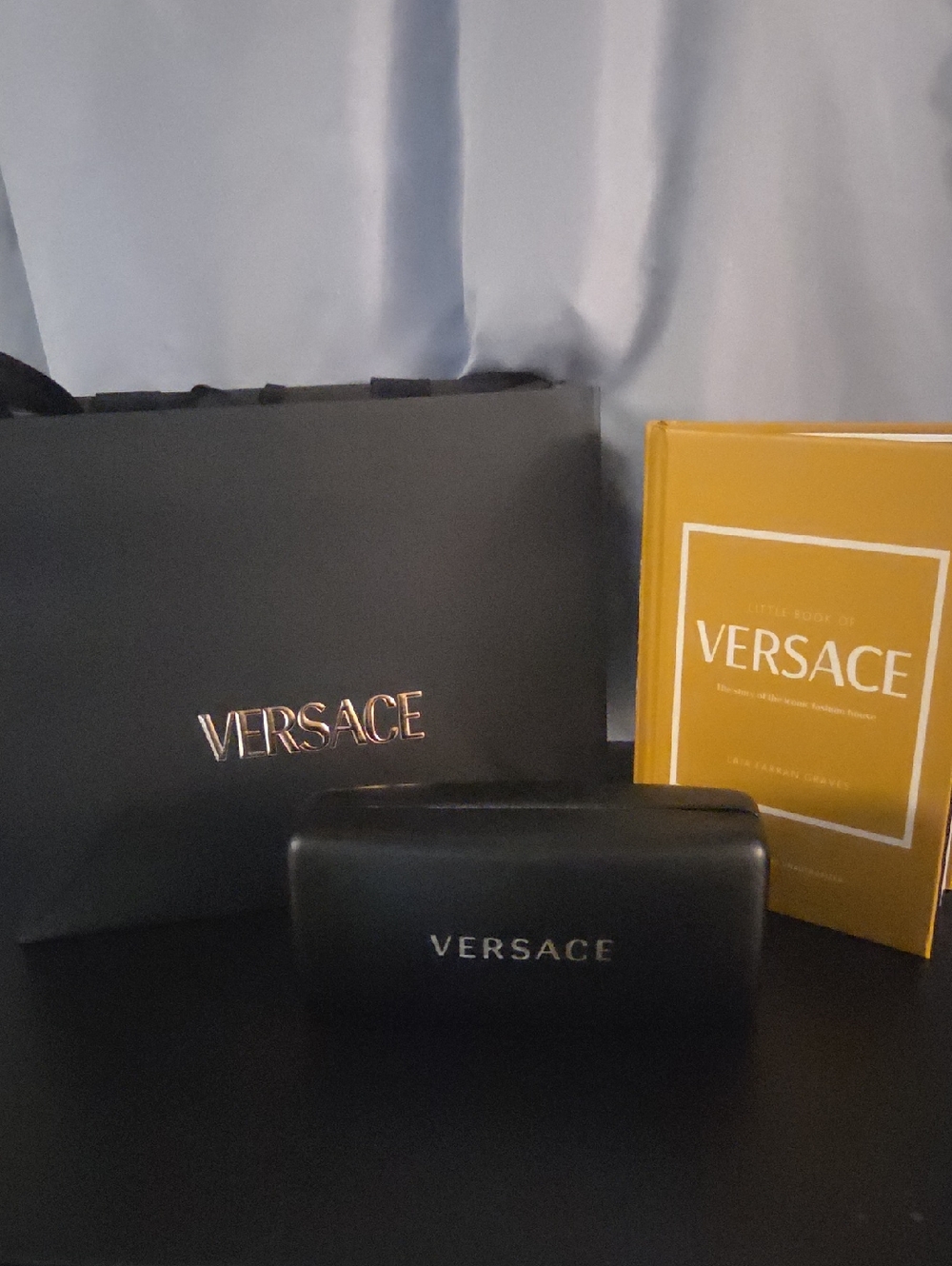 Versace Bundle - Picture 1 of 10